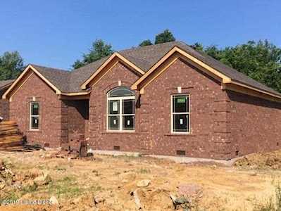450 Meadowcrest Dr Mt Washington, KY 40047