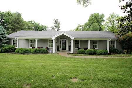 8 Rio Vista Dr Louisville, KY 40207