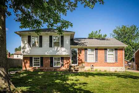 6904 Mariemont Dr Louisville, KY 40291