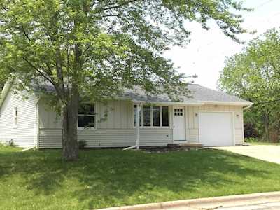 500 Countryaire Ct Watertown, WI 53094