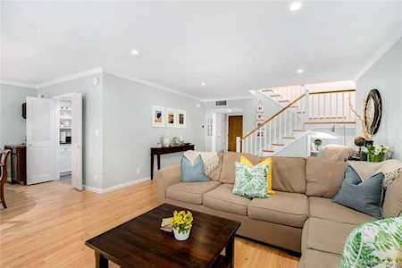 10620 Landale Street #3 Toluca Lake, CA 91602