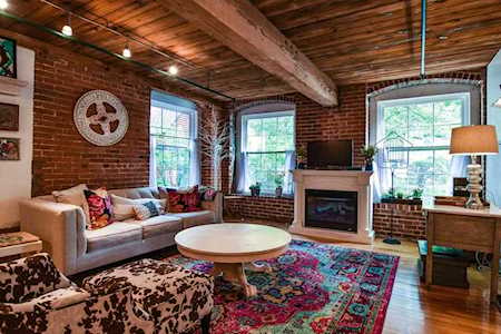 14 Sanford St #7 Medway, MA 02053