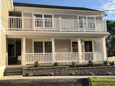 146 Main St. #2D Clinton, MA 01510