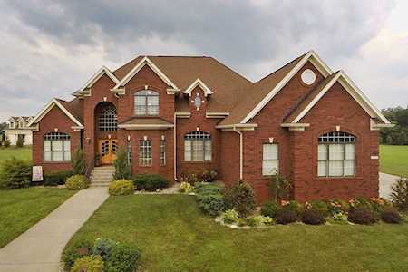 2922 Harrods Crossing Blvd Crestwood, KY 40014