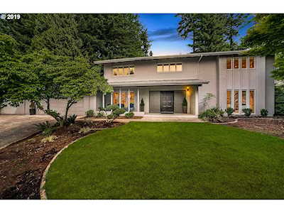9245 SW Panorama Pl Portland, OR 97225
