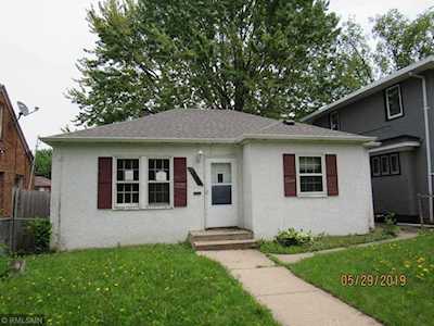 2326 Thomas Avenue N Minneapolis, MN 55411