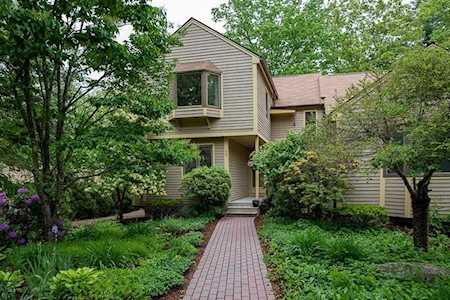 54 Bentwood Dr #54 Sturbridge, MA 01566