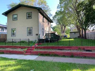 279 Robie Street E Saint Paul, MN 55107