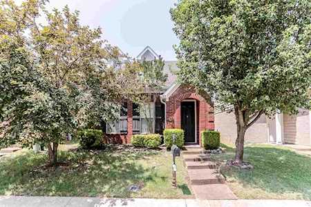 9138 E Cinderhill Cv Memphis, TN 38016