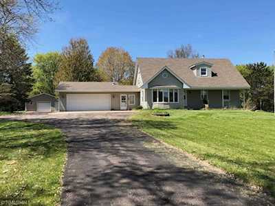6040 Oakgreen Avenue S Denmark Twp, MN 55033