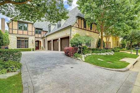 79 Abbey Woods Lane Dallas, TX 75248