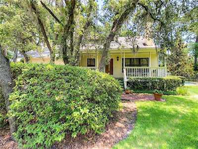 945 Fairview Avenue Altamonte Springs, FL 32701