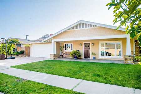 20661 Sandpiper Lane Huntington Beach, CA 92646