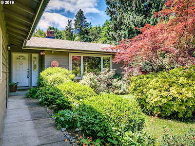 18735 Nixon Ave West Linn, OR 97068