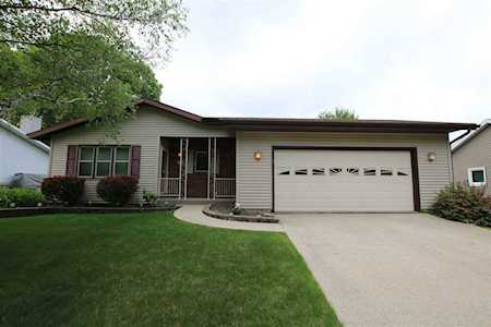 998 Birch Tree Ln Fond Du Lac, WI 54935