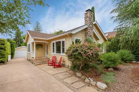 3229 Calle Rosales Santa Barbara, CA 93105