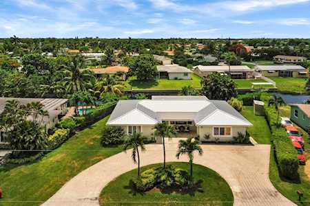 7731 W Lake Drive Lake Clarke Shores, FL 33406