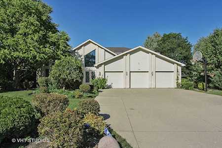 2761 Acacia Terrace Buffalo Grove, IL 60089