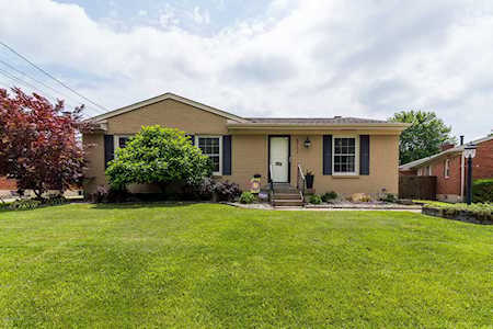 5111 Sprucewood Dr Louisville, KY 40291