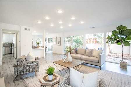 691 Vista Bonita Newport Beach, CA 92660