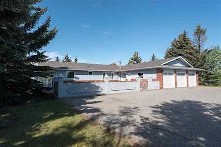 Acreages For Sale Near Calgary