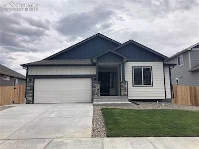 6111 Meadowbank Lane Colorado Springs, CO 80925