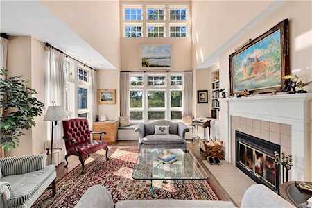 10 Old Jackson Ave #49 Greenburgh, NY 10706