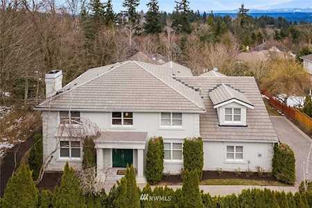 5549 174th Place SE Bellevue, WA 98006