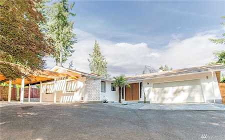 3815 W Tapps Dr E Lake Tapps, WA 98391
