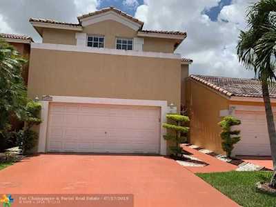 11758 NW 57th St Coral Springs, FL 33076