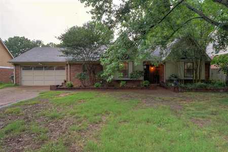 321 Locust Grove Dr Memphis, TN 38018
