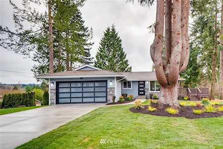 11047 SE 9th St Bellevue, WA 98004