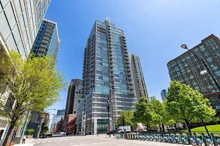 653 N Kingsbury St #906 Chicago, IL 60654
