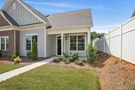 13445 Copley Square Dr Huntersville, NC 28078