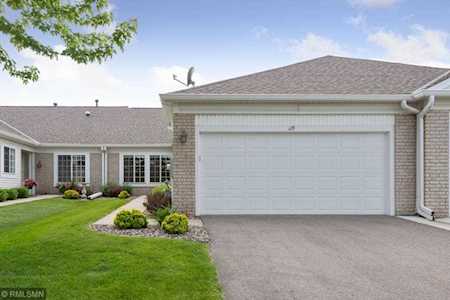 635 Lake View Drive Woodbury, MN 55129
