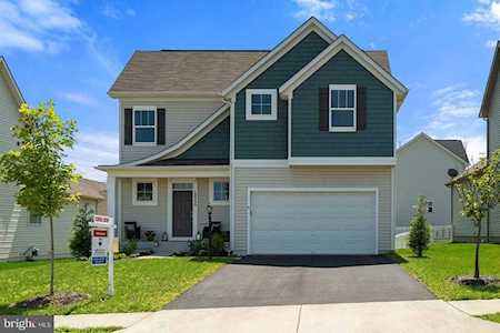 10255 Spring Iris Dr Bristow, VA 20136
