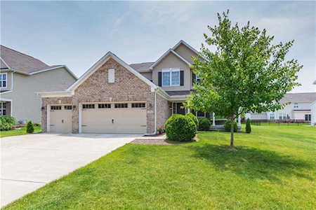 5513 Northlands Plainfield, IN 46168