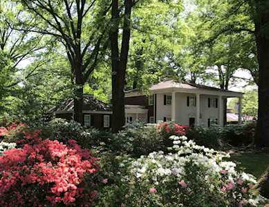 2922 S S Germantown Rd Germantown, TN 38138