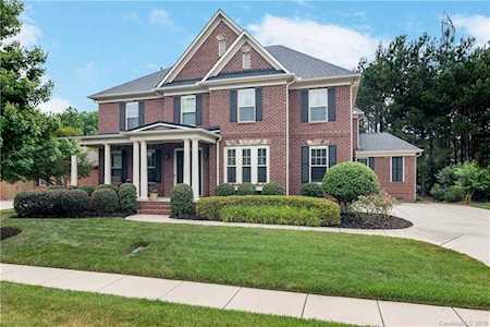 3213 Hartford Way Matthews, NC 28104