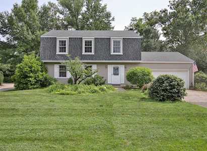 3029 Bunker Hill Dr Louisville, KY 40205