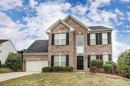 4173 Autumn Cove Dr Clover, SC 29710