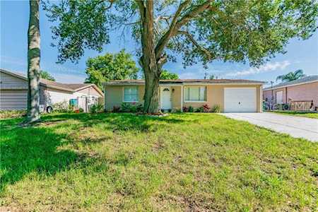 8302 77Th Avenue Seminole, FL 33777