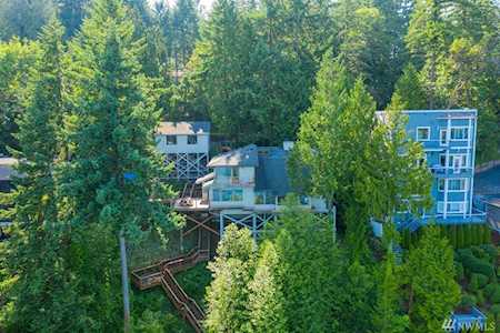 2140 W Lake Sammamish Pkwy NE Redmond, WA 98052
