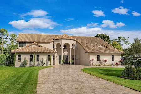 6672 NW 63 Way Parkland, FL 33076
