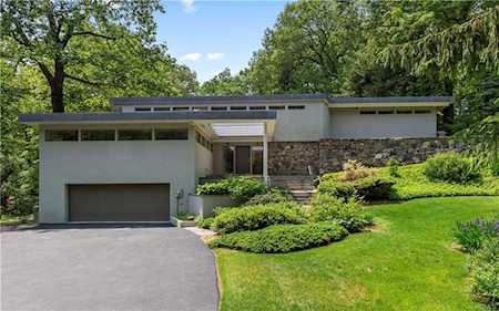 31 Usonia Rd Mount Pleasant, NY 10570