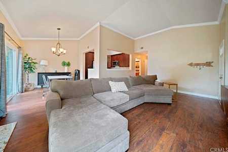 7302 Yellowtail Drive #201 Huntington Beach, CA 92648