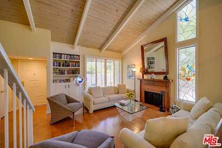 11756 Moorpark Street #A Studio City, CA 91604