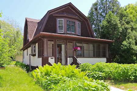2715 Lincoln Street NE Minneapolis, MN 55418