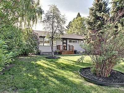 1024 Trafford Drive NW Calgary, AB T2K 2T8