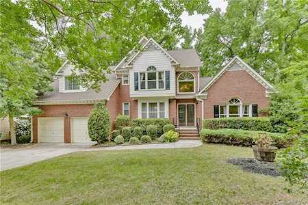5208 Downing Creek Dr Charlotte, NC 28269